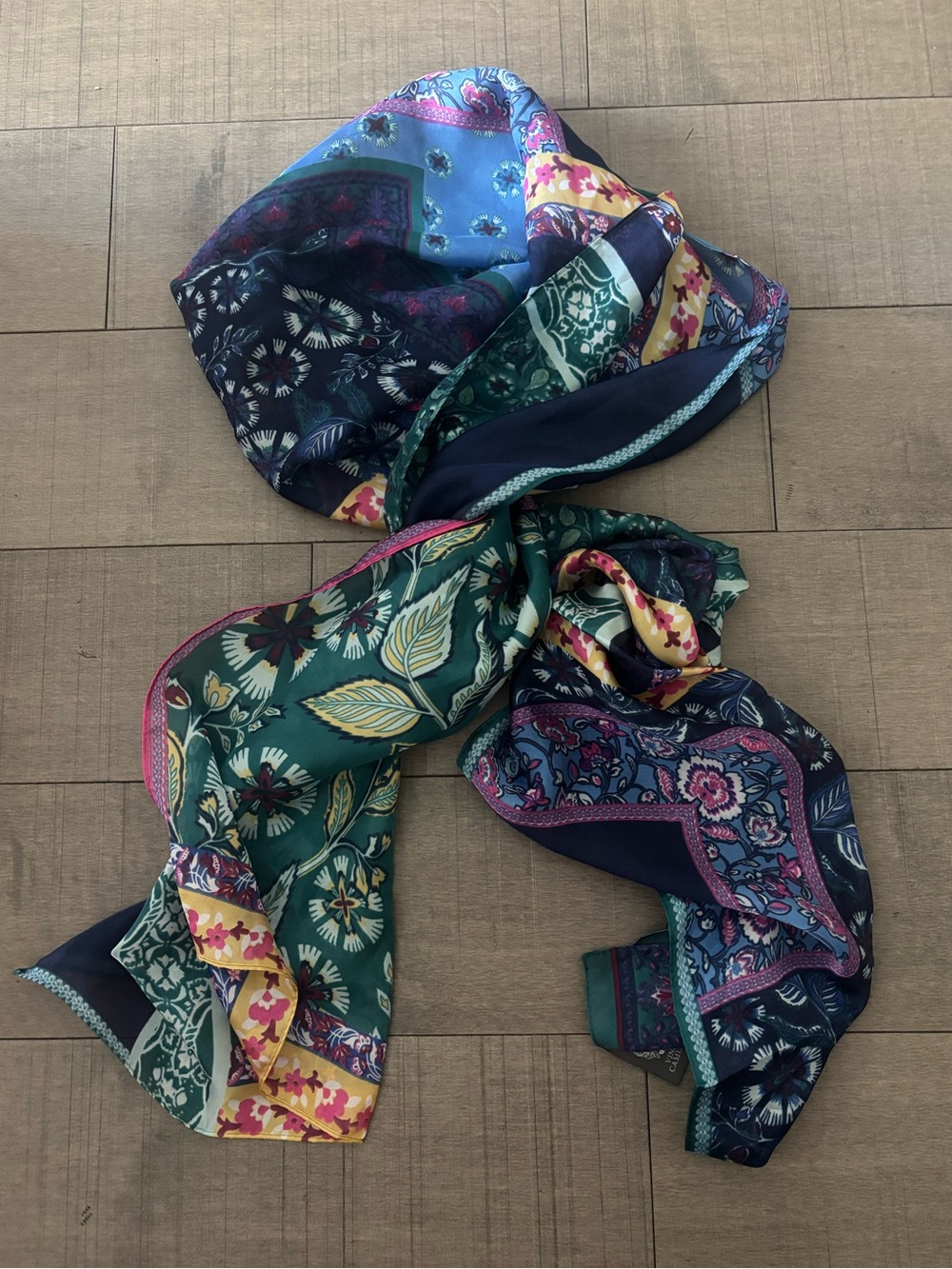 🦋Vince Camuto🦋Floral Sheer Scarf with Pink and Yellow Accents